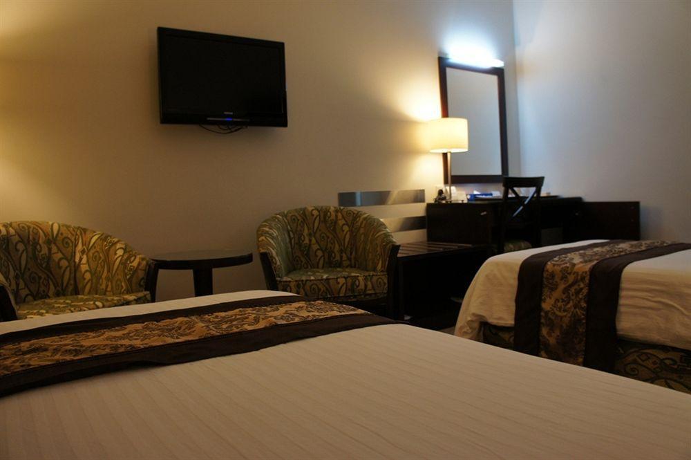 Dream Palace Hotel Dubai Bagian luar foto