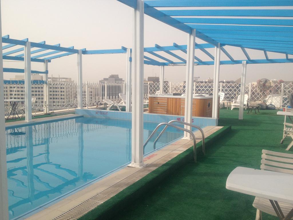 Dream Palace Hotel Dubai Bagian luar foto