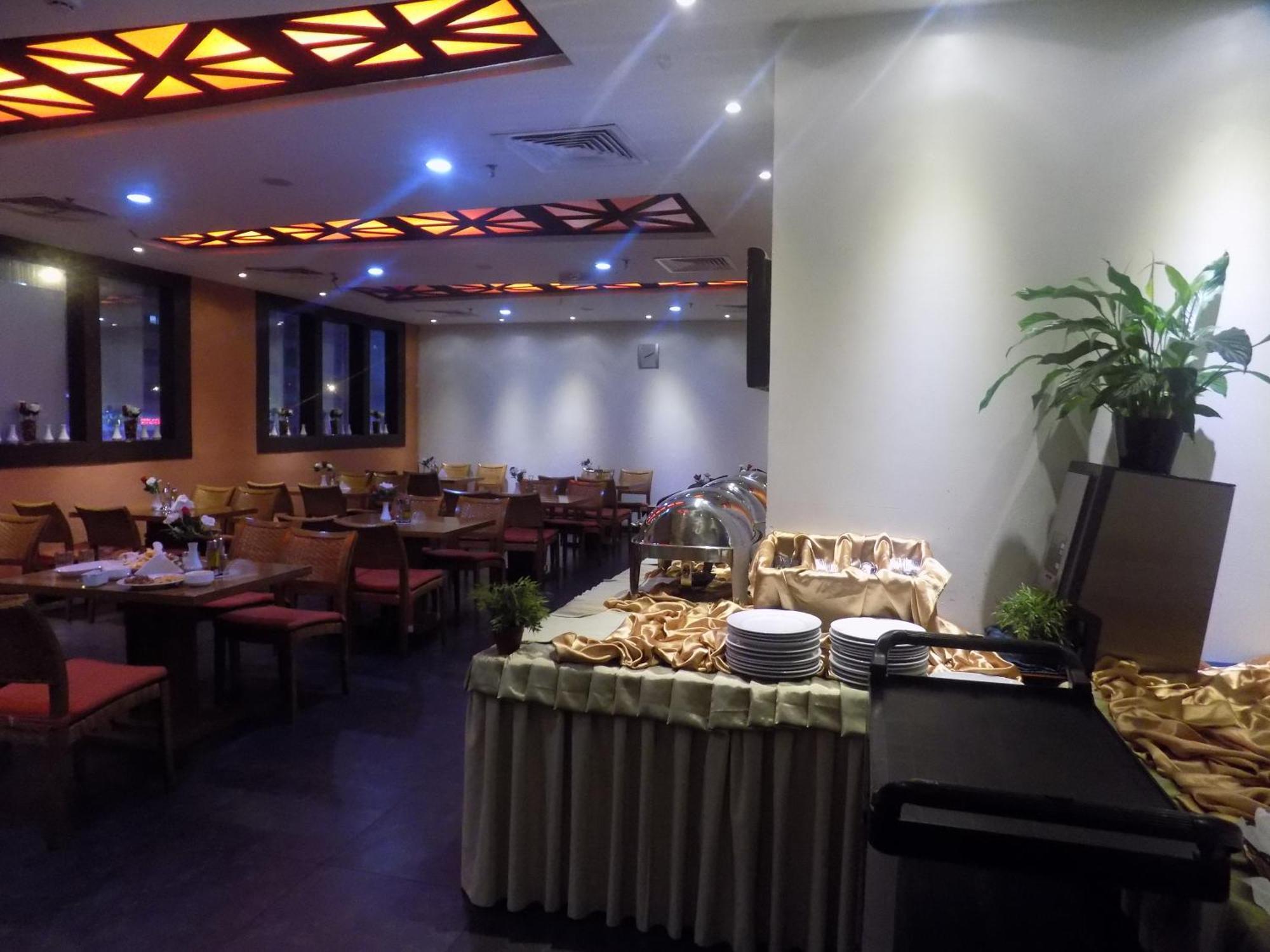 Dream Palace Hotel Dubai Bagian luar foto