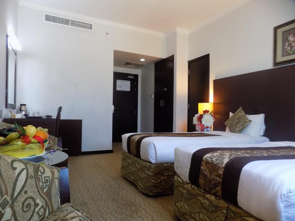 Dream Palace Hotel Dubai Bagian luar foto