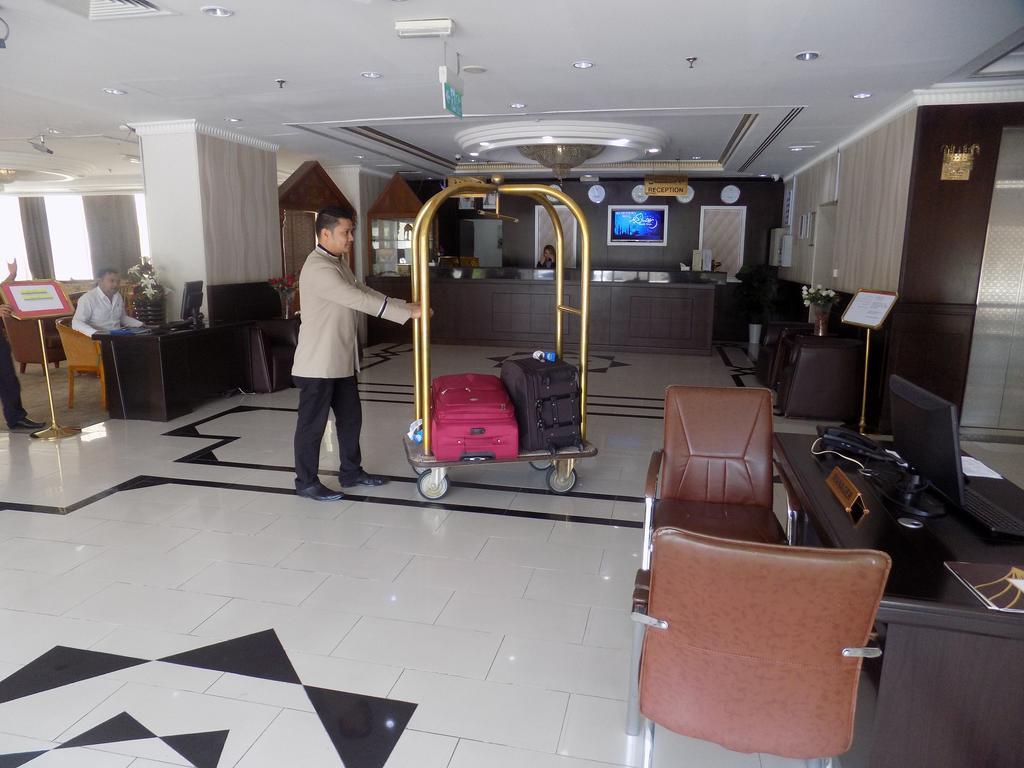 Dream Palace Hotel Dubai Bagian luar foto