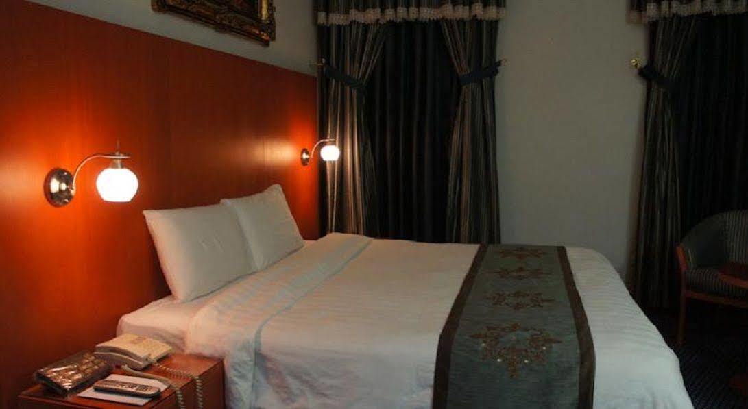 Dream Palace Hotel Dubai Bagian luar foto