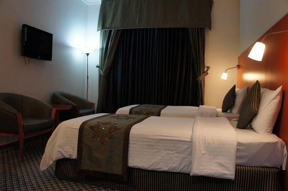 Dream Palace Hotel Dubai Bagian luar foto